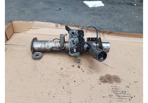 Рульва колонка, верхня частина без карданчика Peugeot Partner, Citroen Berlingo, 98p-08p, 1810433100